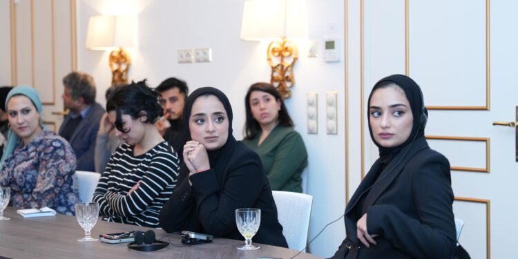 المرأة في الإعلام والسياسة