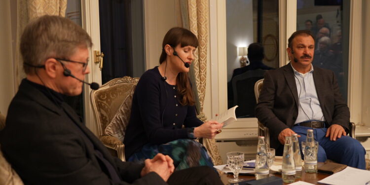 أُمسيّة شعريّة