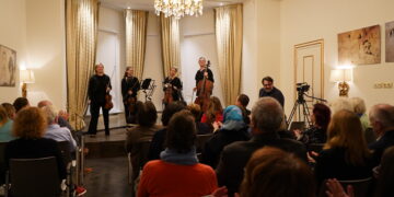 Live-Konzert mit „Chiaroscuro Quartet“