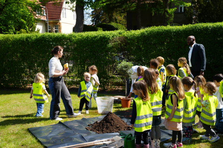 Ein Tag für Kinder, Natur und Gemeinschaft im Divan