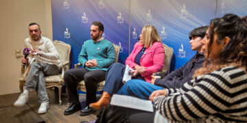 Deutsch-Arabischer Poesieabend im Divan