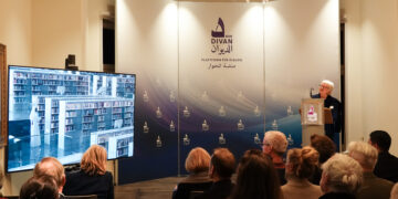 على ضفاف الخليج العربي تُشيَّد المكتبات